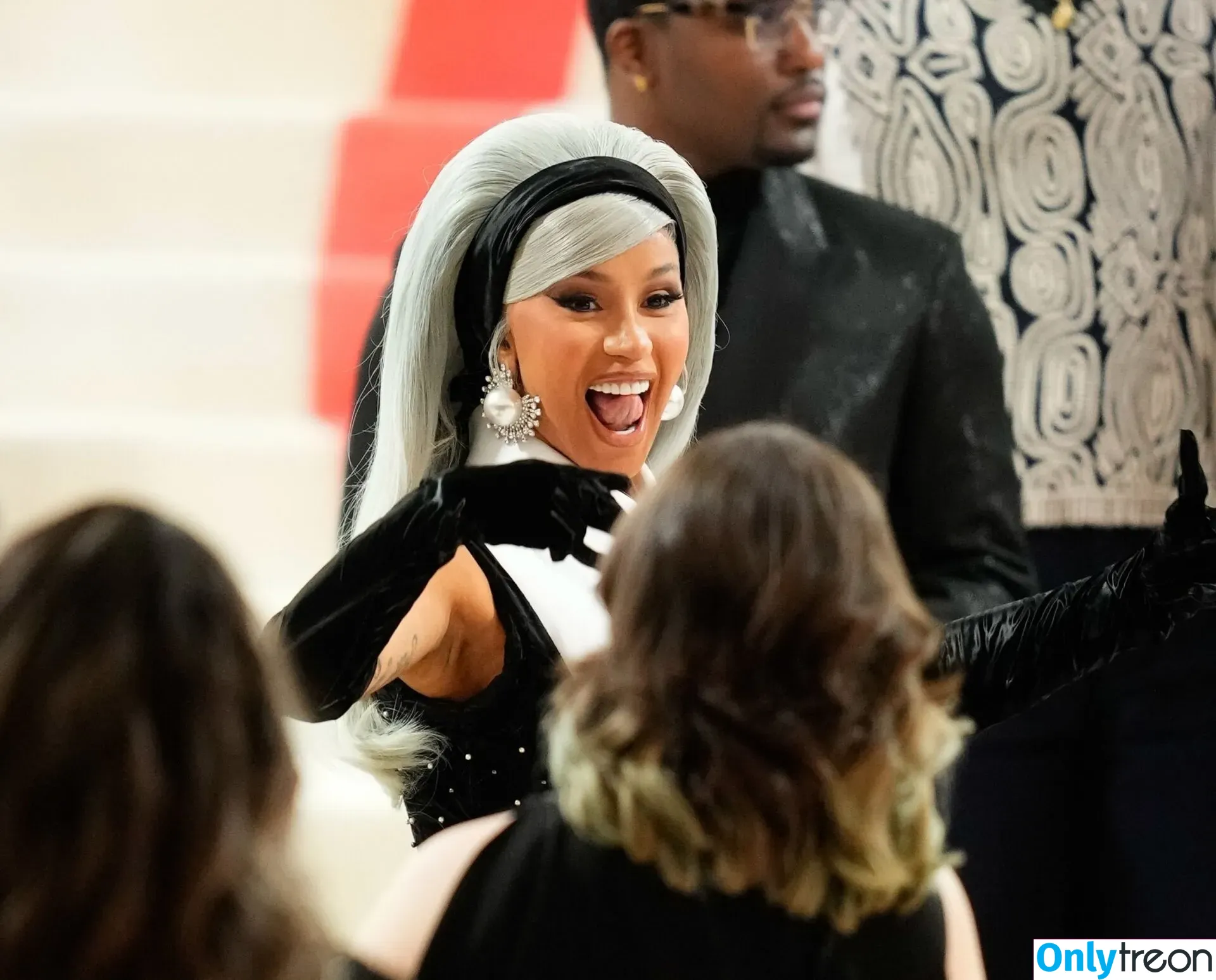 Cardi B голая photo #0170 (iamcardib)