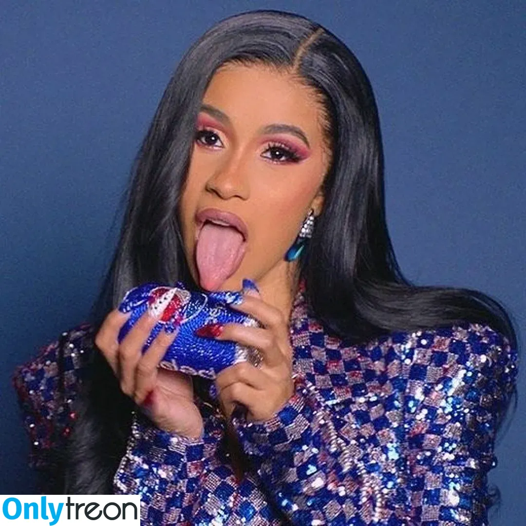 Cardi B голая photo #0176 (iamcardib)