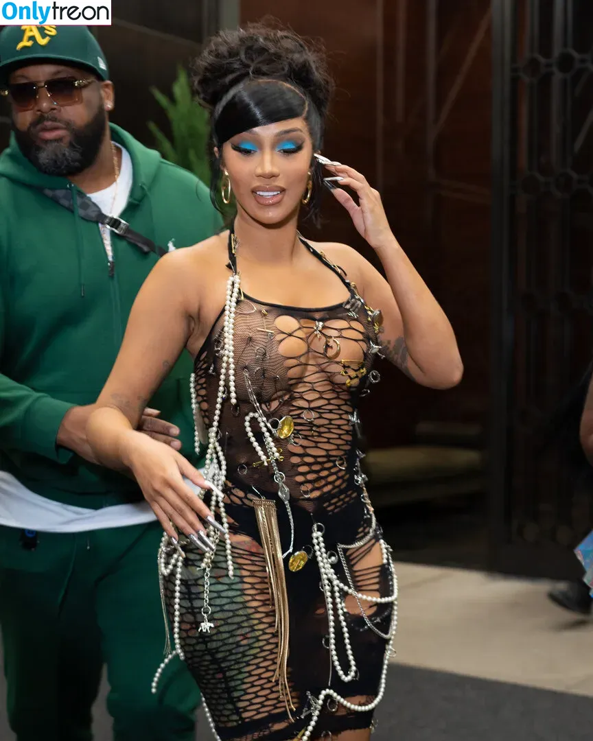 Cardi B голая photo #0304 (iamcardib)