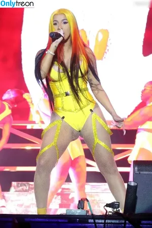 Cardi B / iamcardib nude photo #1036