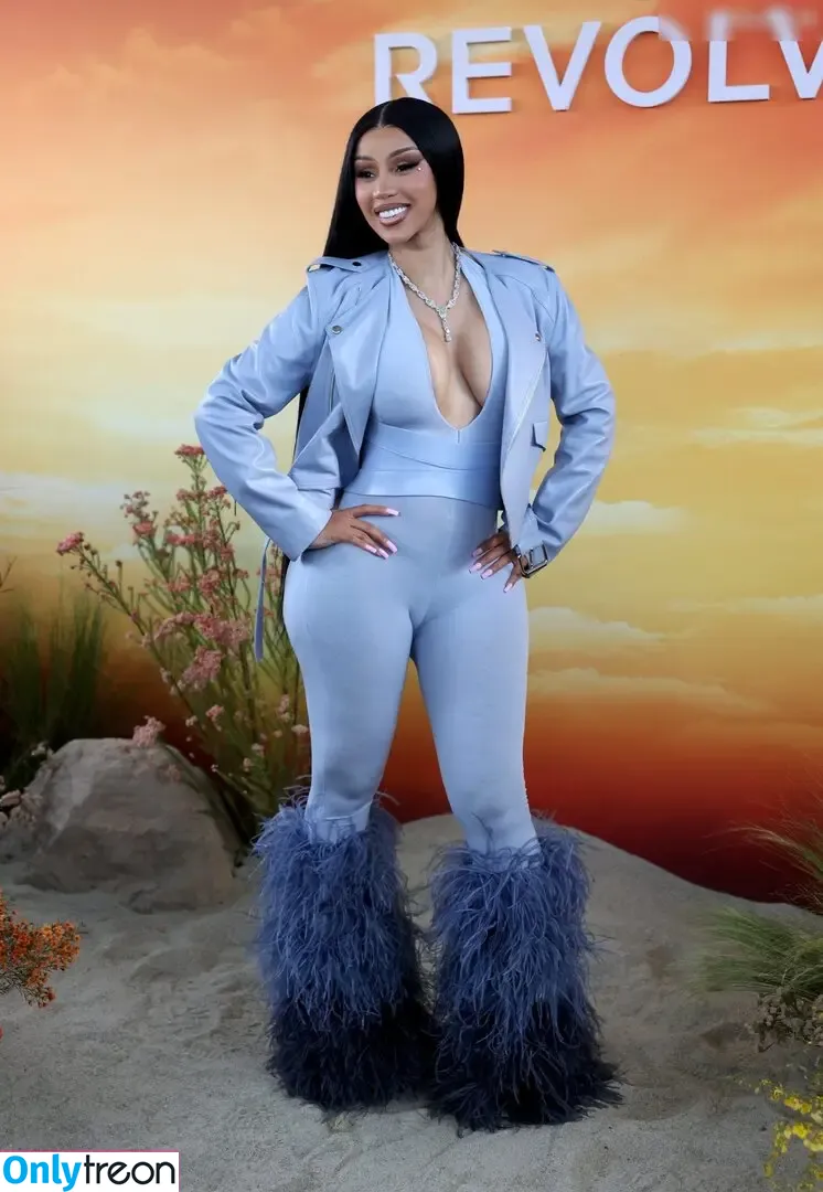 Cardi B nude photo #1019 (iamcardib)
