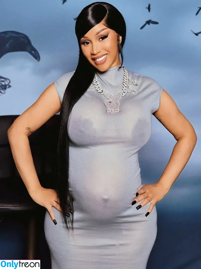 Cardi B nude photo #1181 (iamcardib)