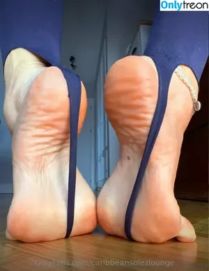 caribbeansolezlounge / caribbean_girls_hypehouse фото голая #0292