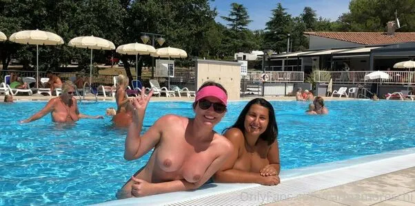 carinamoreschi / camoreschi nude photo #0146