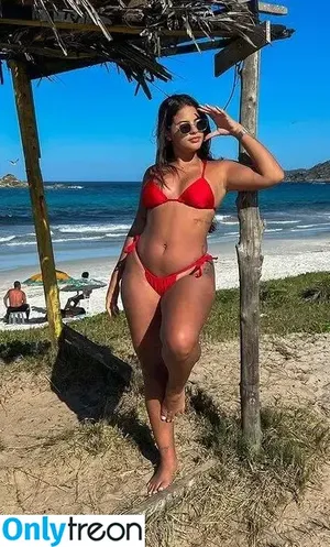 Carine Malheiros / carinemalheiros фото голая #0022