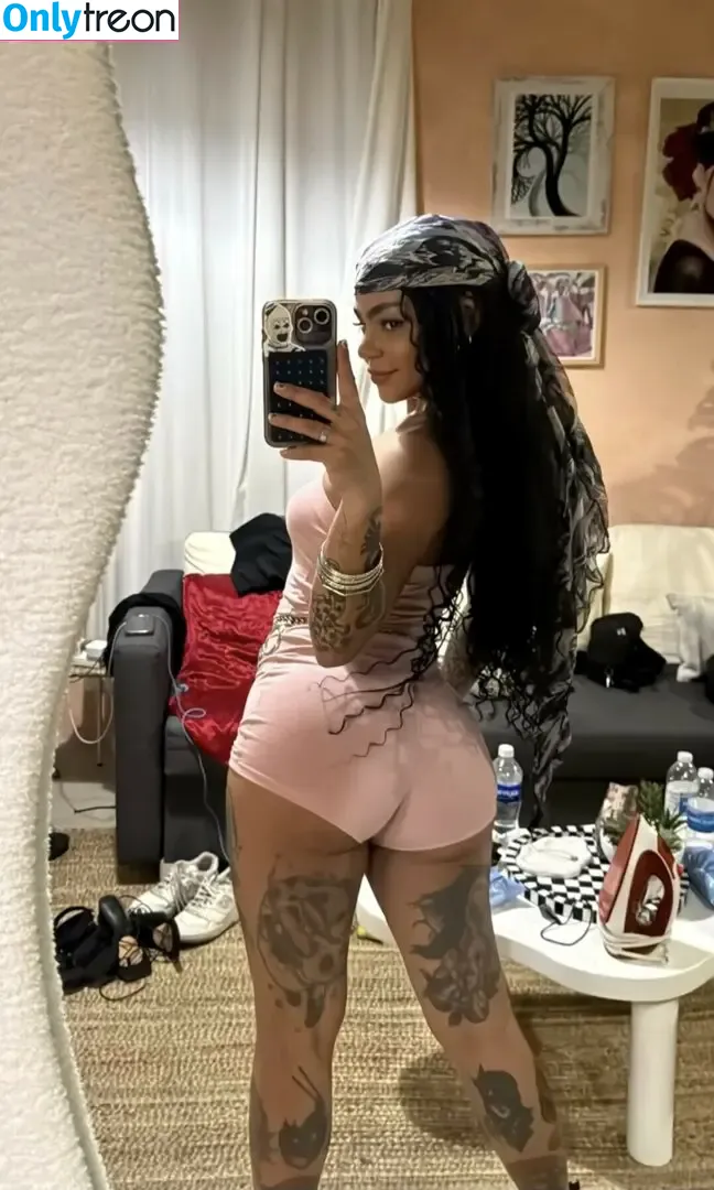Carla Andreina nude photo #0058 (carla_andreinaa / carlaa_andreinaa)