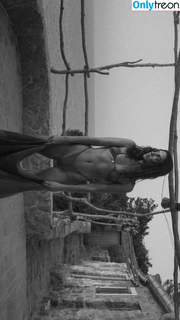 Carla Guetta Cohen nude photo #0389 (carla_guetta / carlaguetta)