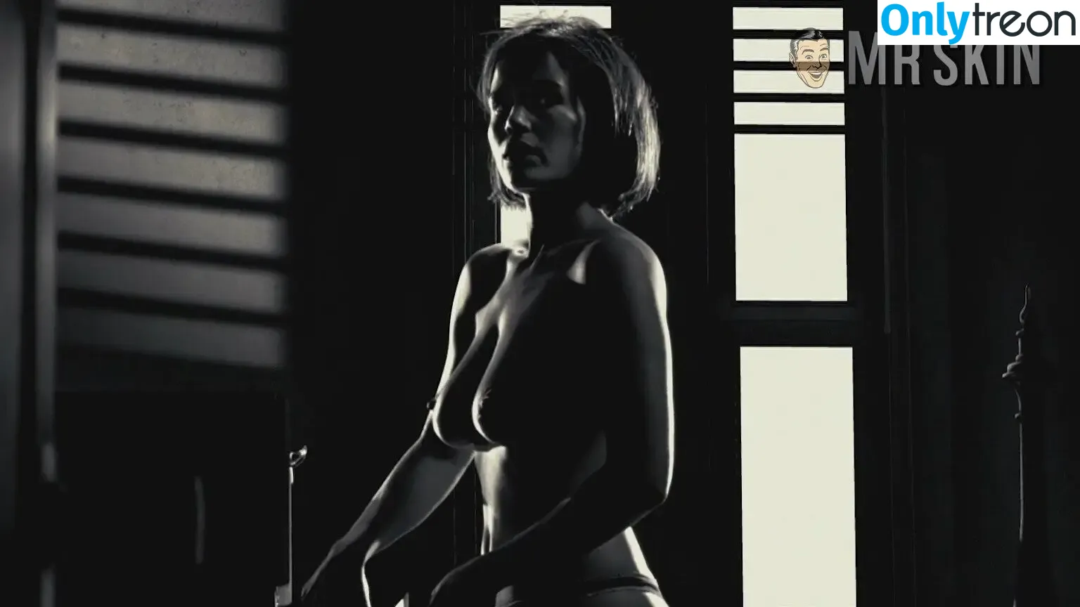 Carla Gugino nude photo #0242 (carlagugino)