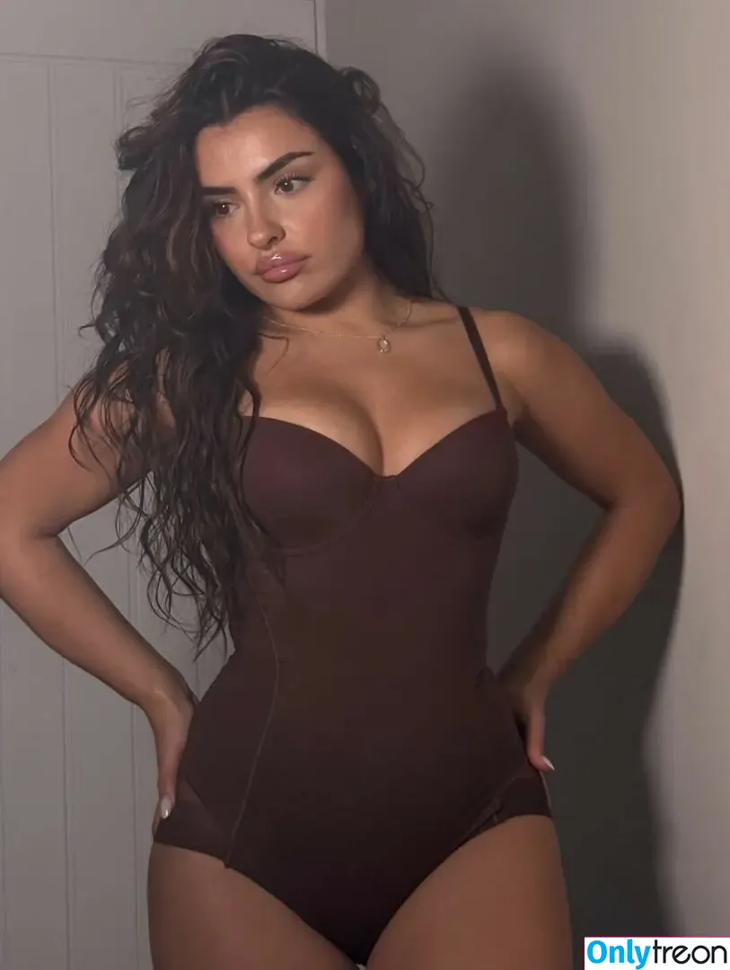 Carla Sophie голая photo #0062 (carlasophiebtw / carlysophie)