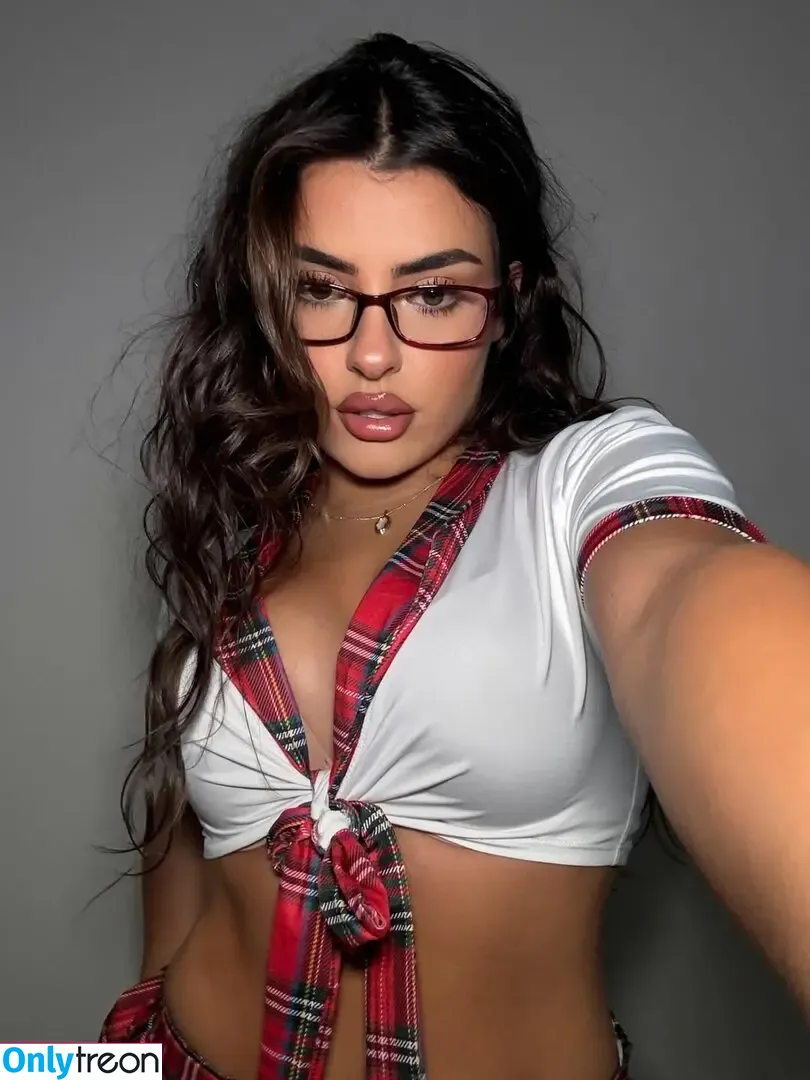 Carla Sophie голая photo #0068 (carlasophiebtw / carlysophie)