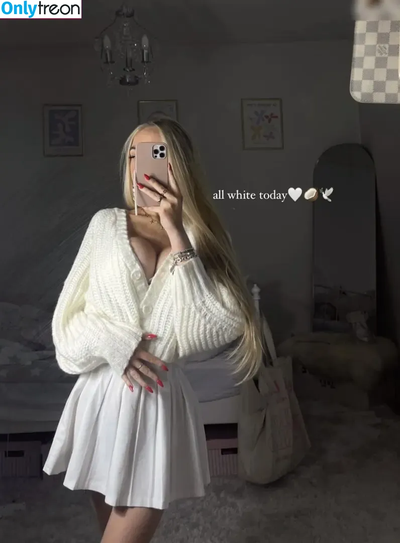 Carla Wiedbrauk голая photo #0018 (carlawiedbrauk)