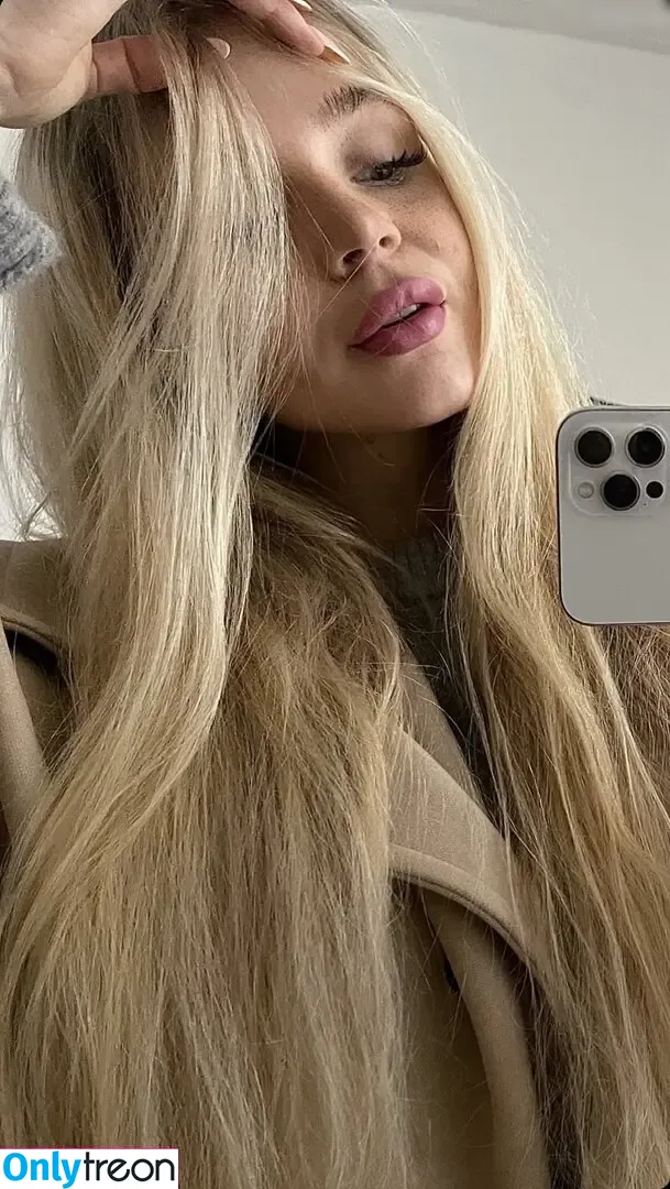 Carla Wiedbrauk голая photo #0058 (carlawiedbrauk)