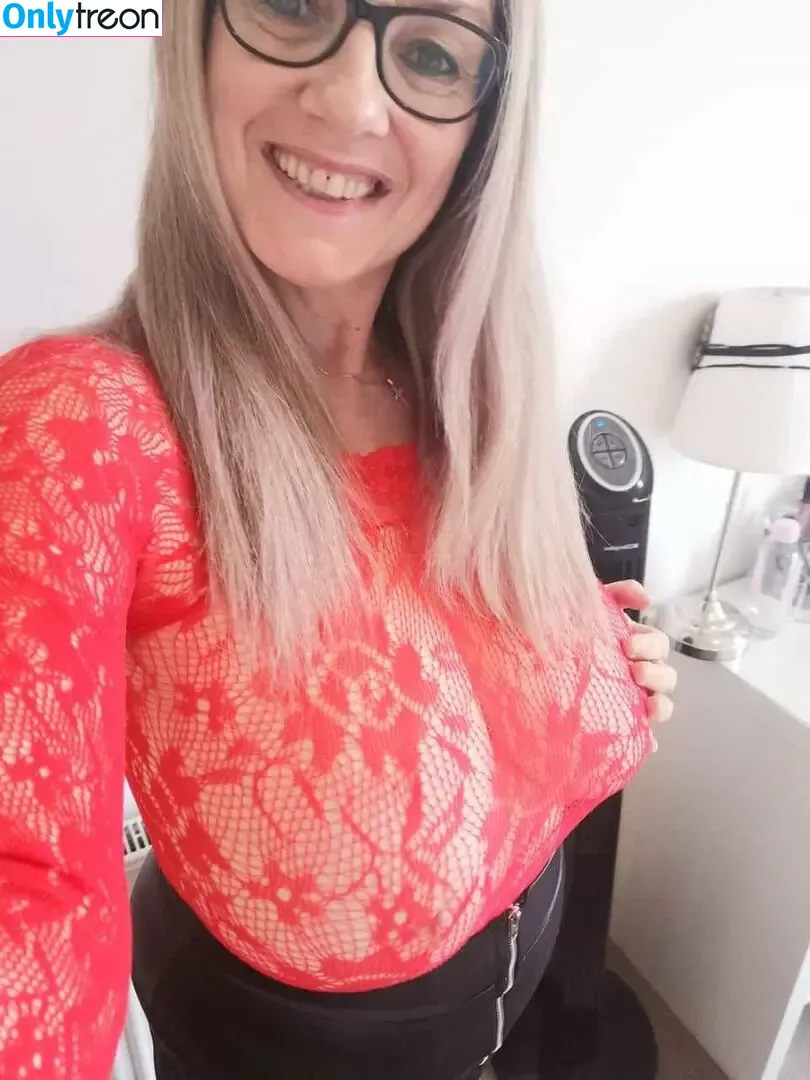carla36gg голая photo #1850 (carlaangeline)