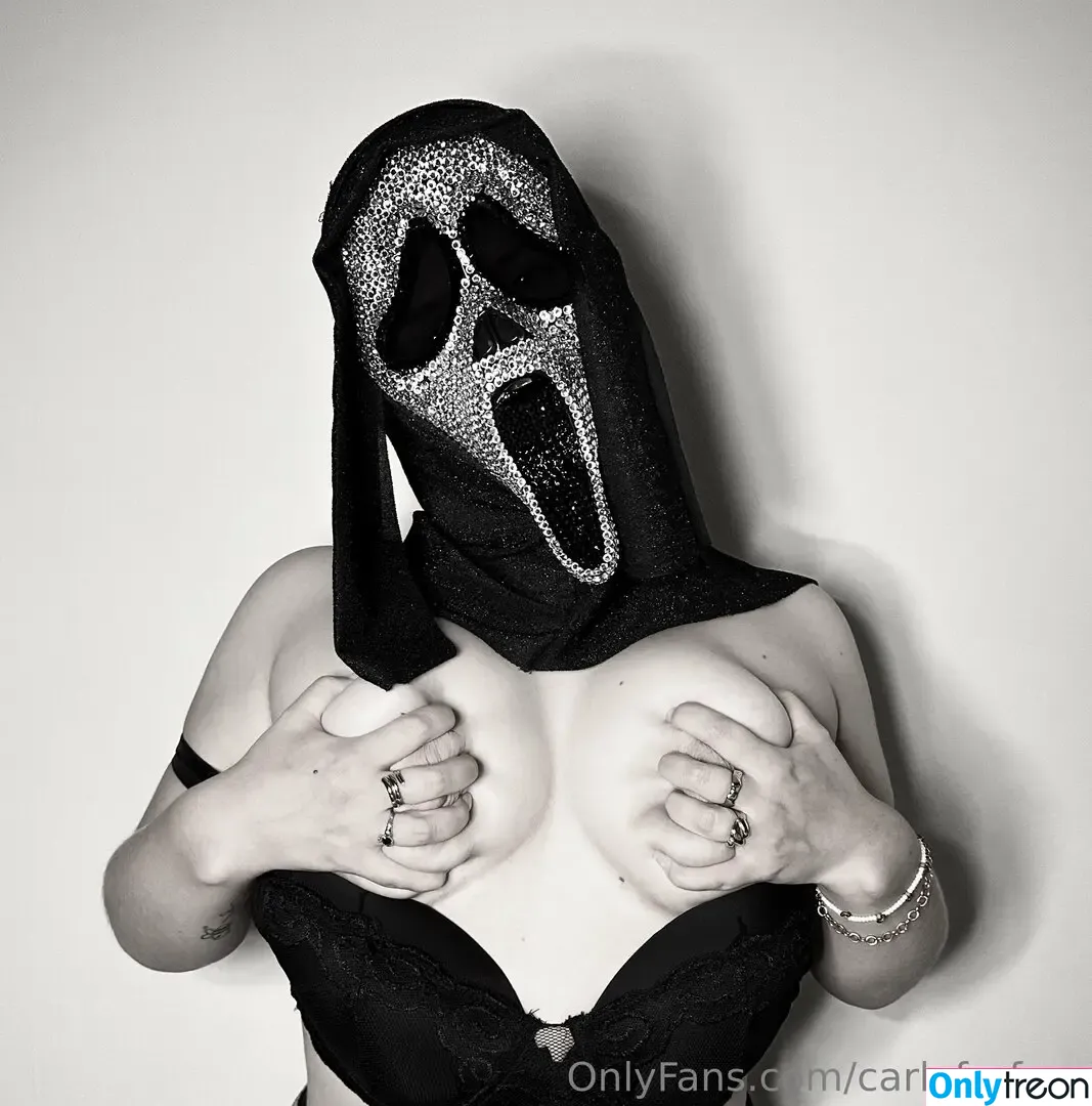 carlaforfree голая photo #0032 (carlaharvey)