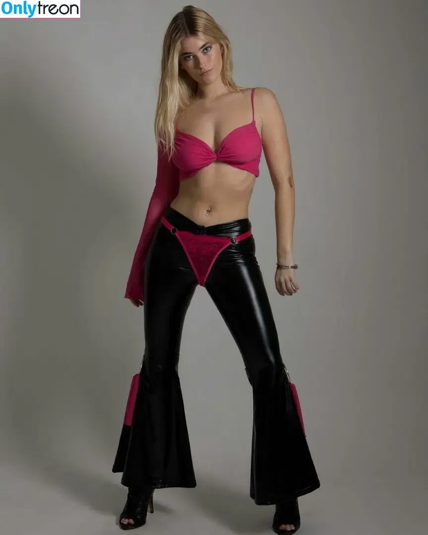 Carlie Whalen голая photo #0007 (carliewhalen)
