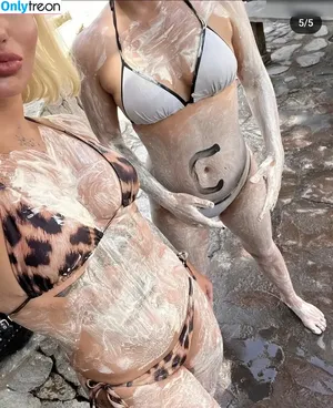  nude photo #0005