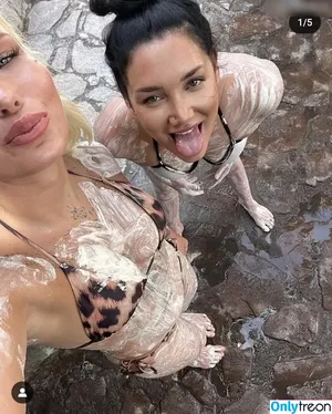  nude photo #0007