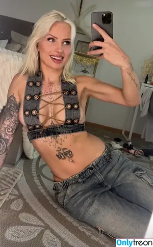  nude photo #0008