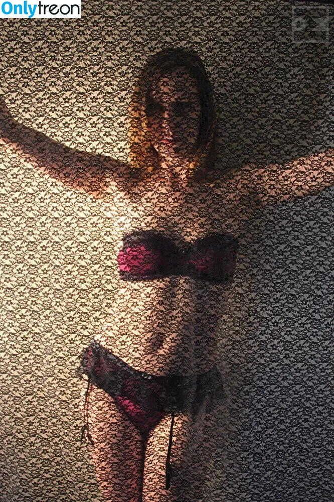 Carly Erin O'Neil nude photo #0071 (Carly Ad Astra / carlyadastra)