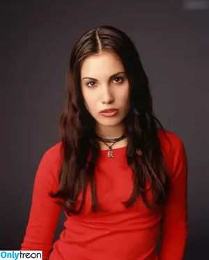Carly Pope / pope_onarope nude photo #0022
