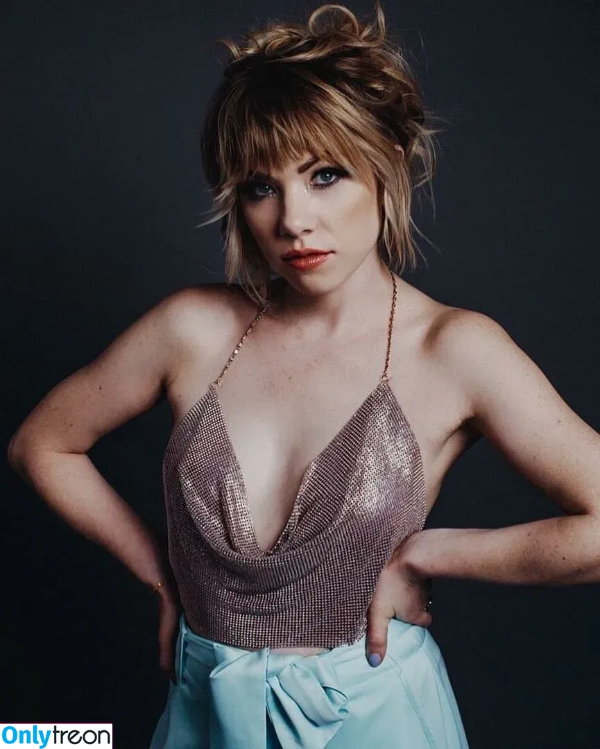 Carly Rae Jepsen голая photo #0015 (carlyraejepsen)