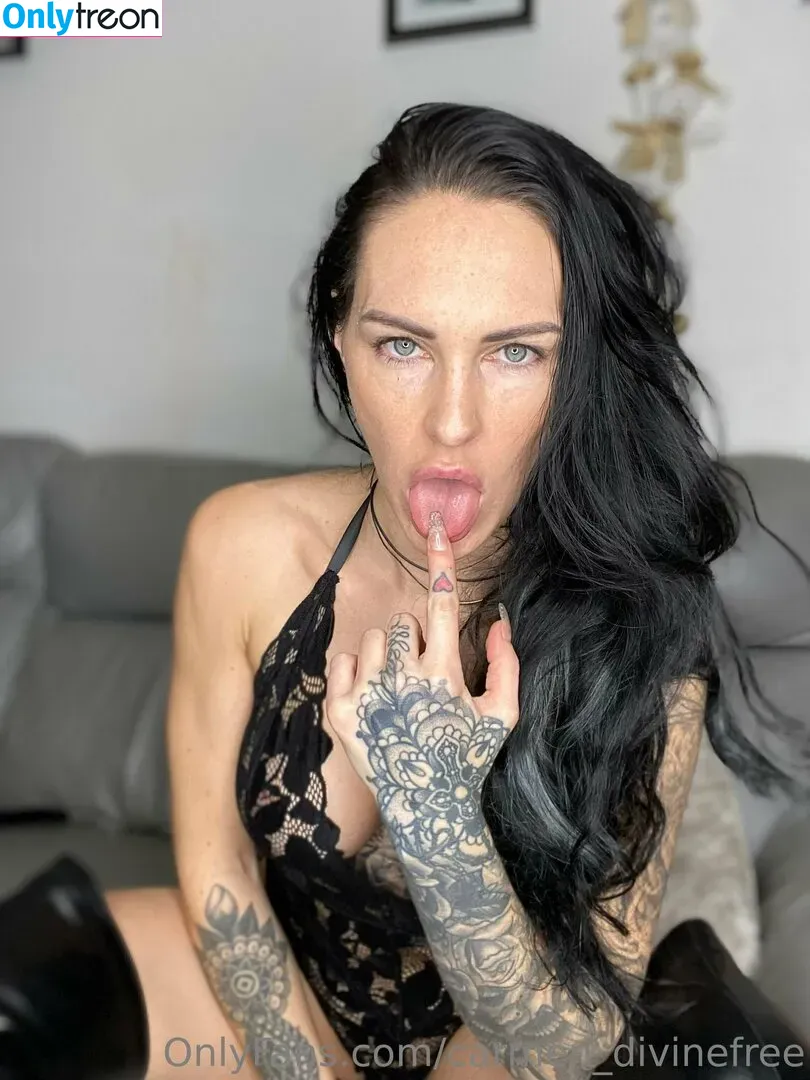 carmen_divinefree nude photo #0123 (mzsouthernflava)