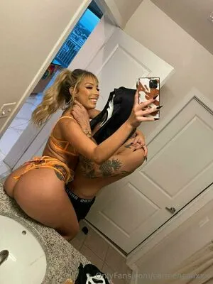 carmencalixxx / carmencalientefanpage nude photo #0347