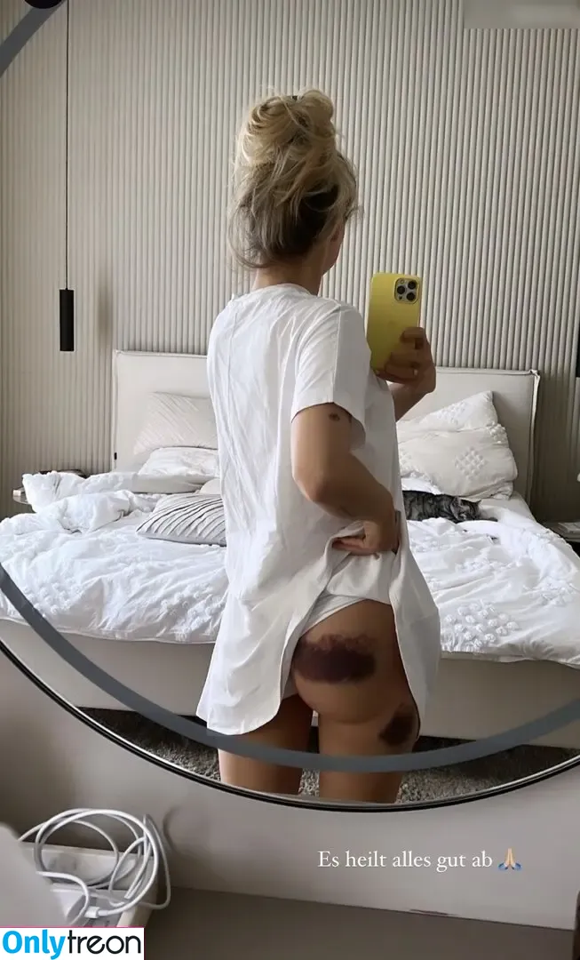 Carmushka nude photo #0043 (Carmushka)