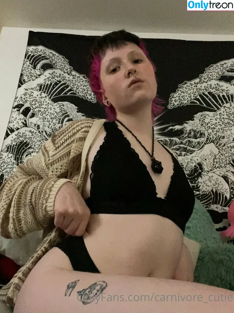 carnivore_mutt nude photo #0053 (carnivore_mutt)