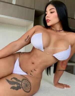 Caro Velez Betancourth / carobetancourvelez / carolinavelezbetancourth nude photo #0018