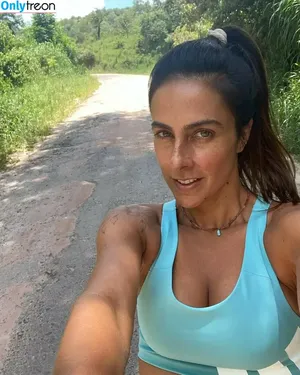 Carol Barcellos / carolbarcellos nude photo #0004