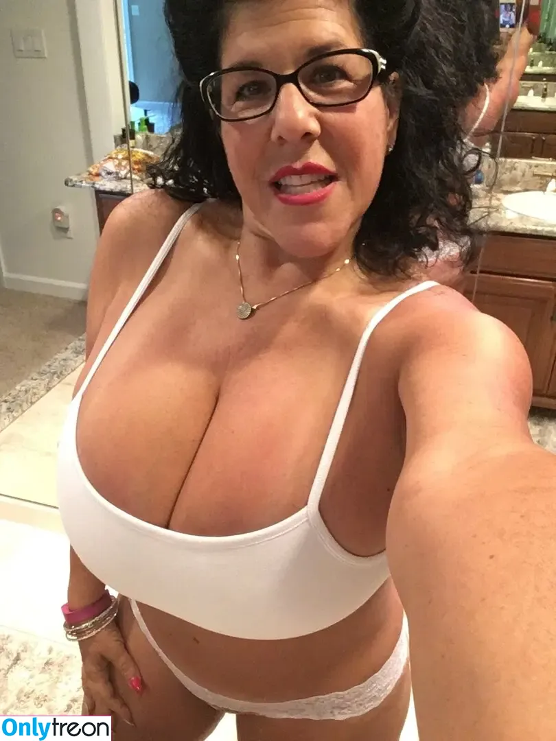 Carol Foxxx nude photo #0076 (xratedwife / xratedwifexoxo)