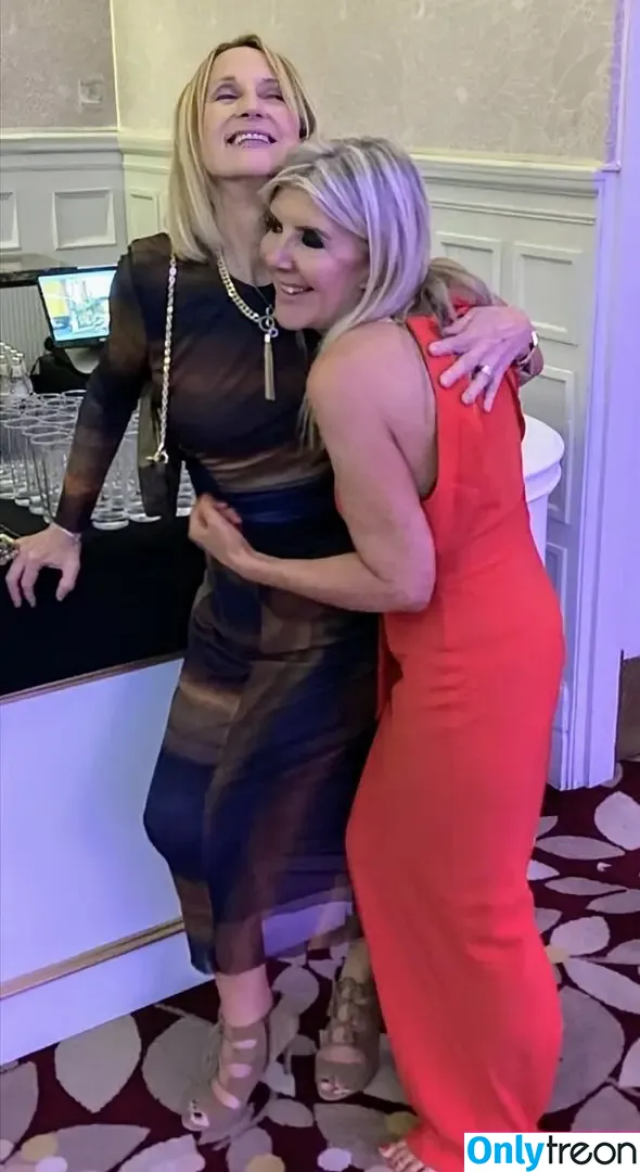Carol McGiffin голая photo #0001 (the_mcgiff)