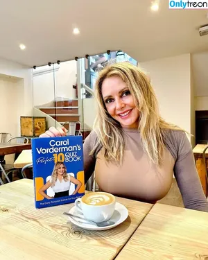 Carol Vorderman / carolvorders nude photo #1146
