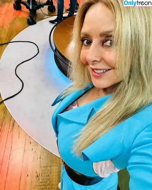 Carol Vorderman / carolvorders nude photo #1199