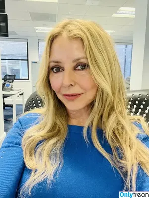 Carol Vorderman / carolvorders nude photo #1402