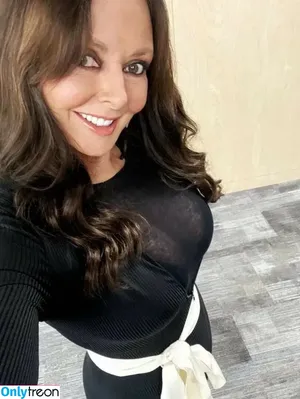 Carol Vorderman / carolvorders nude photo #1501