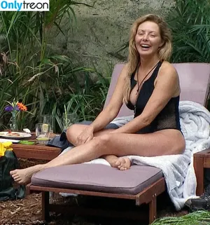 Carol Vorderman / carolvorders nude photo #1655