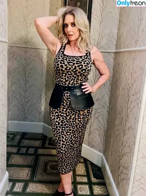 Carol Vorderman / carolvorders фото голая #1724