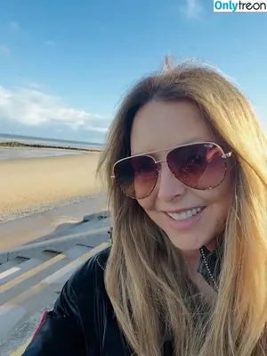 Carol Vorderman / carolvorders nude photo #1842