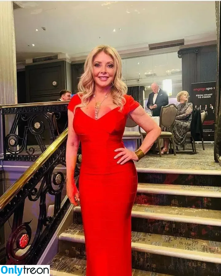 Carol Vorderman nude photo #1115 (carolvorders)