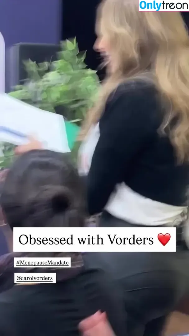 Carol Vorderman голая photo #1847 (carolvorders)