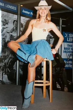 Carole Smillie / Carol Smiley / carolsmillieofficial фото голая #0073