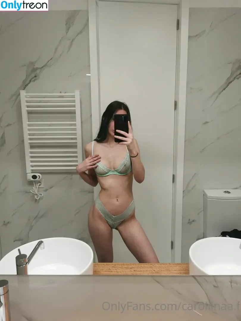 caroliinaa.f nude photo #0065 (_ofbabydoll)