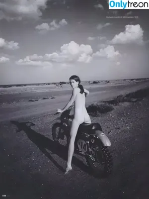 Carolin Sünderhauf / carolin_suenderhauf фото голая #0023