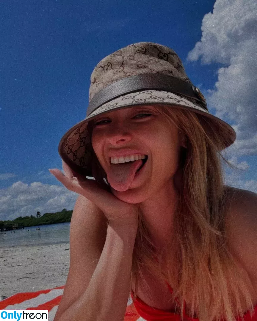 Carolina Dieckmann голая photo #0109 (loracarola)