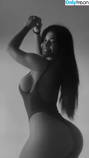 Carolina Guevara / Laali.calem nude photo #0003