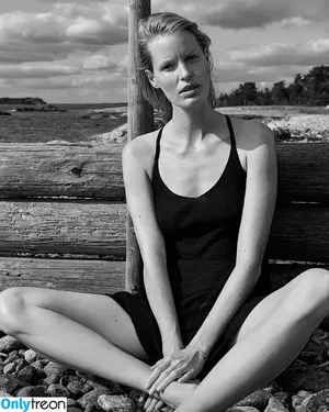 Caroline Winberg / carolinewinberg фото голая #0101