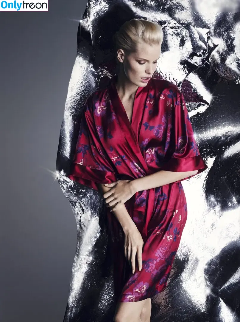 Caroline Winberg nude photo #0077 (carolinewinberg)