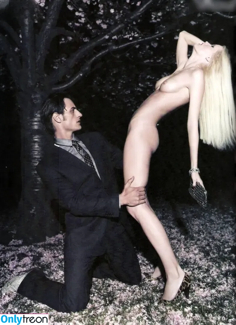 Caroline Winberg nude photo #0088 (carolinewinberg)